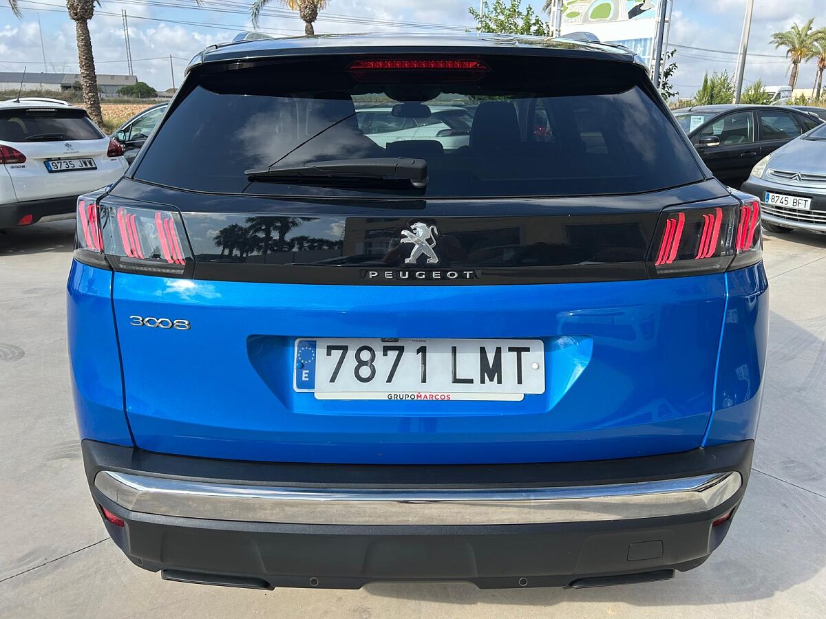 PEUGEOT 3008 ALLURE 1.2. E-THP AUTO SPANISH LHD IN SPAIN ONLY 30000 MILES 2021